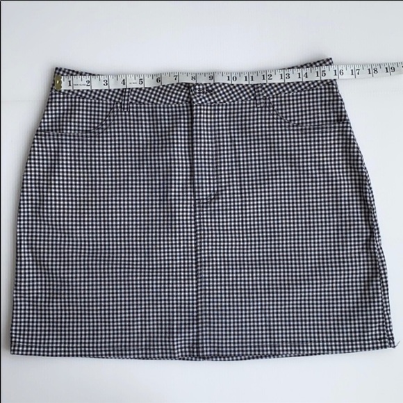 Forever 21 Black and White Checkered Mini Skirt Size L - Picture 9 of 12